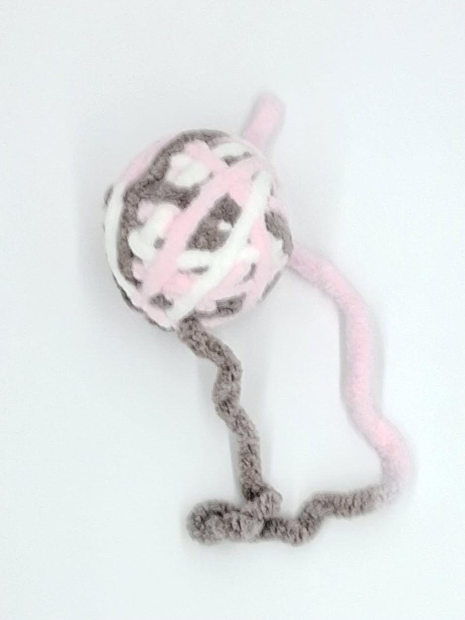 Kitty Cat Yarn Ball